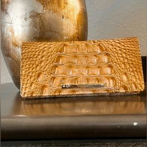 Brahmin -Addy Wallet Honeycomb Melbourne